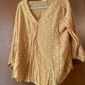 Mustard color top